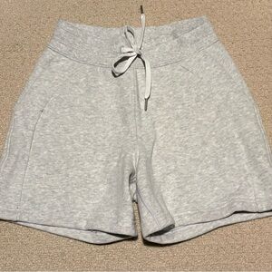 Lululemon Scuba High-Rise Shorts
